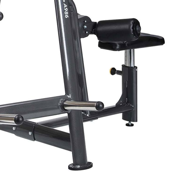SportsArt A986 Plate Loaded Lat Pulldown