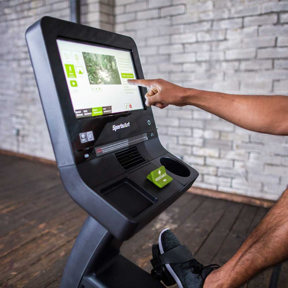 SportsArt C576R-16 Status Senza Recumbent Cycle