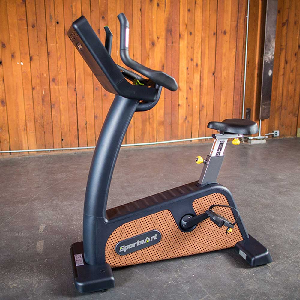 SportsArt C576U Status ECO-Natural Upright Cycle
