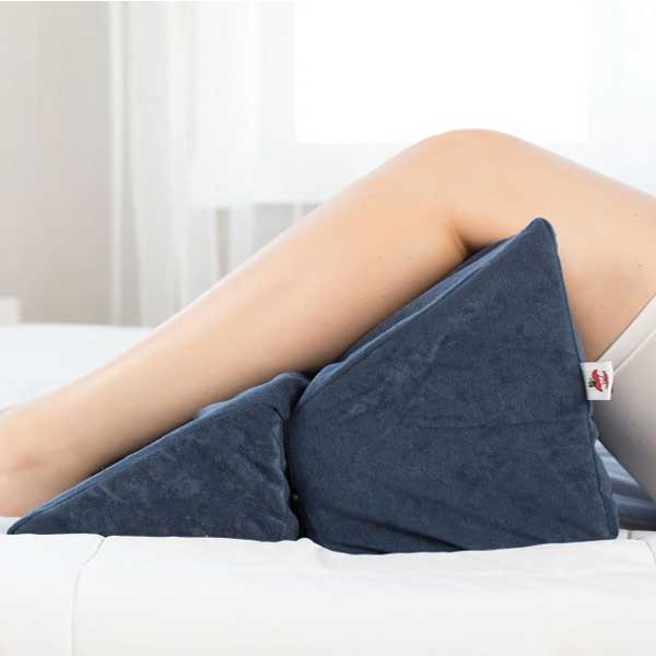 Core Products Deluxe Knee Wedge Blue