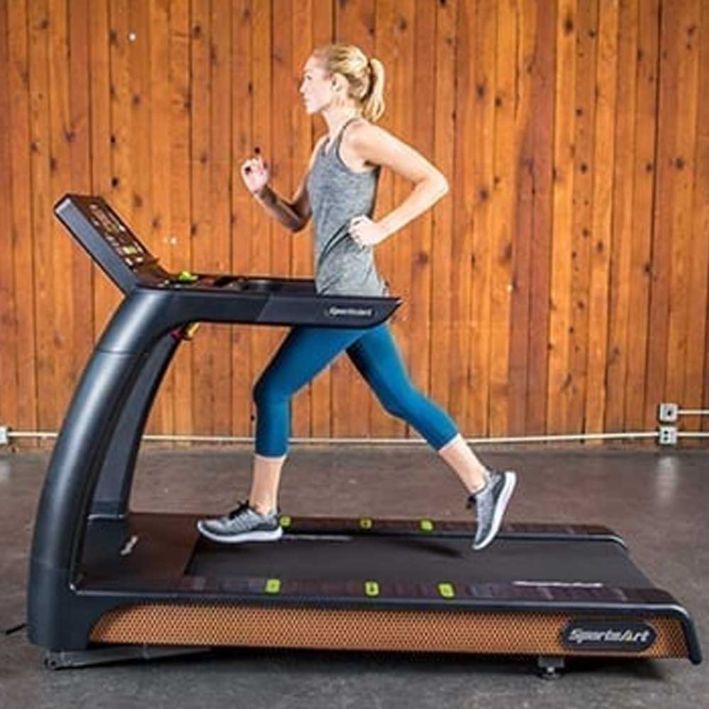 SportsArt T676-19 Status Senza Treadmill with 19inch Touchscreen