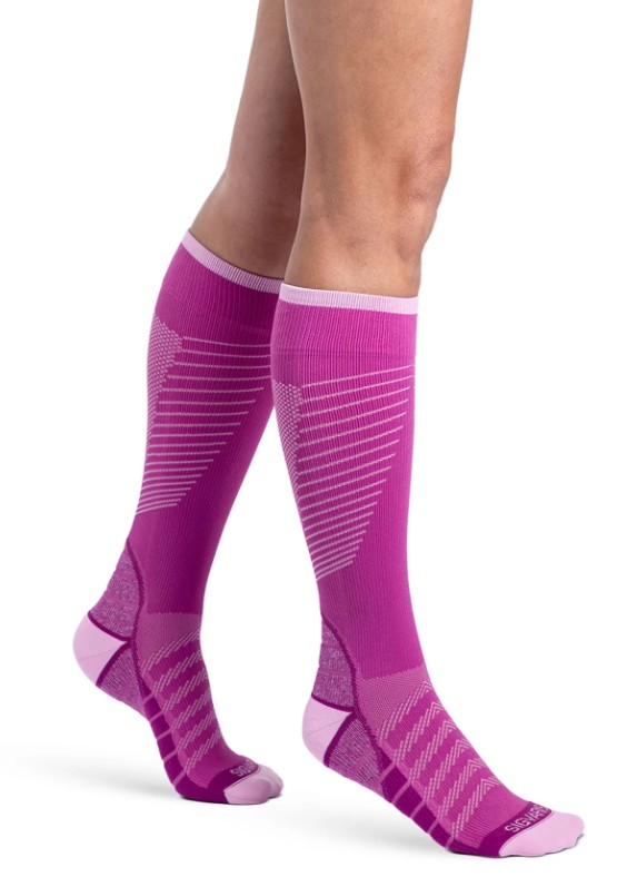 SIGVARIS Unisex Motion Flow Tech Closed Toe 20-30 mmHg Compression Socks - for Everyday Support